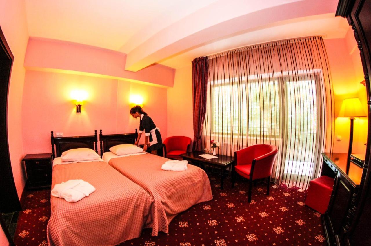 Bellavista Brasov Hotel Sacele Ruang foto