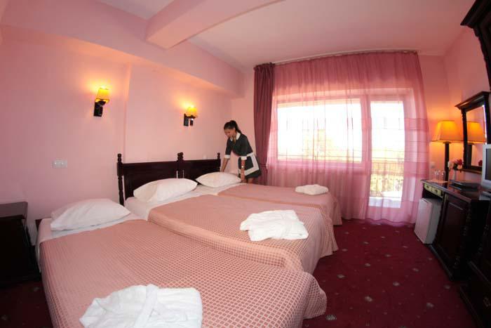 Bellavista Brasov Hotel Sacele Bagian luar foto